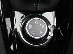 Peugeot 2008 (2019) thumbnail 24