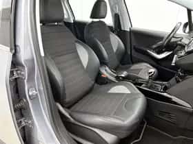 Peugeot 2008 (2019) thumbnail 27