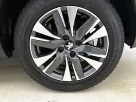 Peugeot 2008 (2019) thumbnail 31