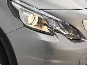 Peugeot 2008 (2019) thumbnail 32