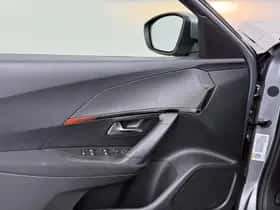 Peugeot 2008 (2021) thumbnail 11