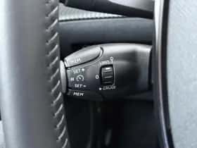 Peugeot 2008 (2021) thumbnail 13