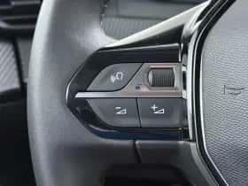 Peugeot 2008 (2021) thumbnail 14