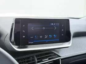 Peugeot 2008 (2021) thumbnail 19