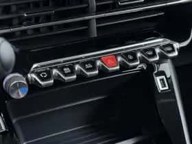 Peugeot 2008 (2021) thumbnail 22