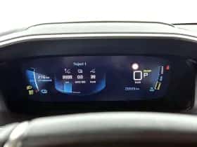 Peugeot e-2008 (2023) thumbnail 17