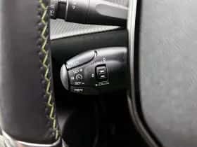 Peugeot e-2008 (2023) thumbnail 18
