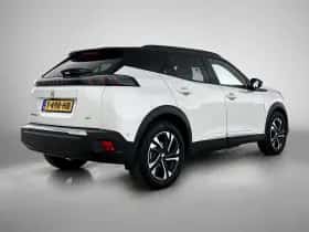 Peugeot e-2008 (2023) thumbnail 5