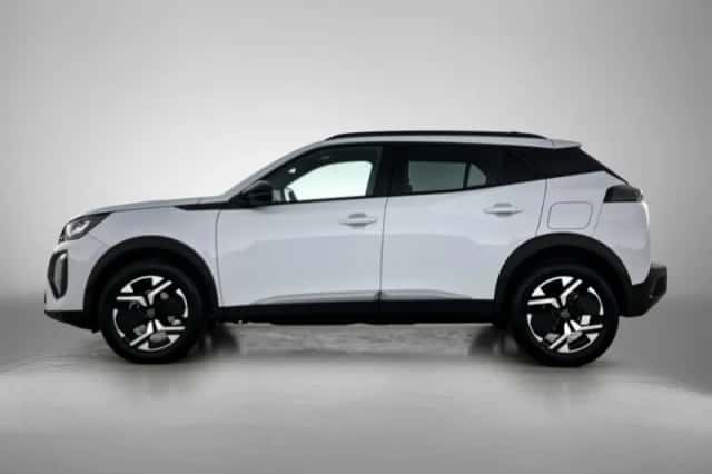 Peugeot 2008 (2023) thumbnail 5