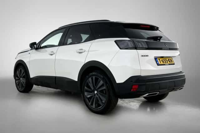 Peugeot 3008 (2023) thumbnail 6
