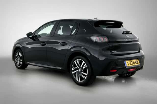 Peugeot 208 (2022) thumbnail 6