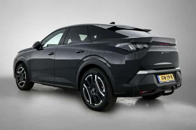 Peugeot e-3008 (2025) thumbnail 3
