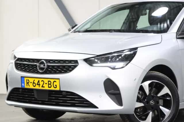 Opel Corsa-e (2022) thumbnail 6