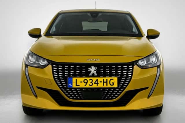 Peugeot 208 (2021) thumbnail 4