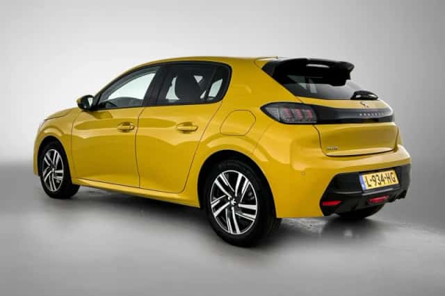 Peugeot 208 (2021) thumbnail 6