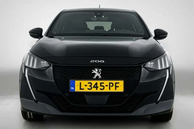 Peugeot e-208 (2021) thumbnail 4