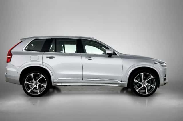 Volvo XC90 (2017) thumbnail 6