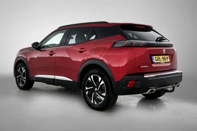 Peugeot 2008 (2021) thumbnail 3
