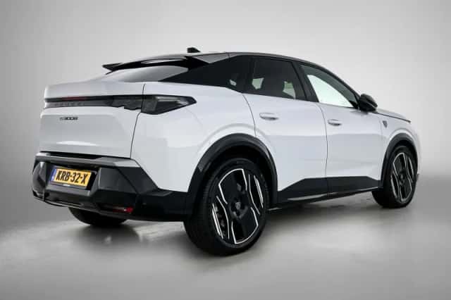 Peugeot e-3008 (2025) thumbnail 5
