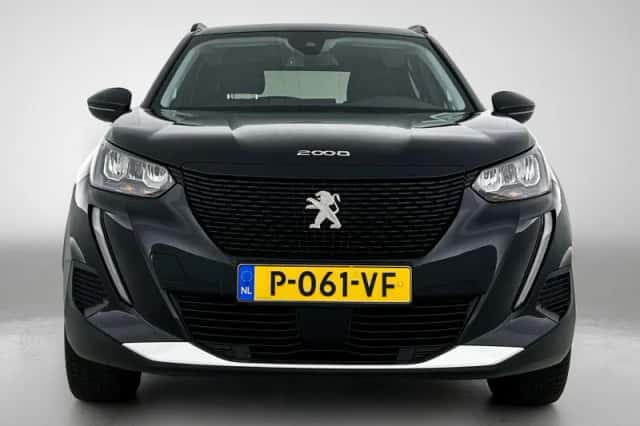 Peugeot e-2008 (2022) thumbnail 4