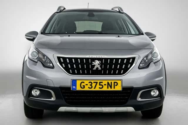 Peugeot 2008 (2019) thumbnail 4