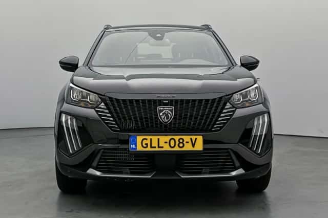 Peugeot 2008 (2024) thumbnail 4