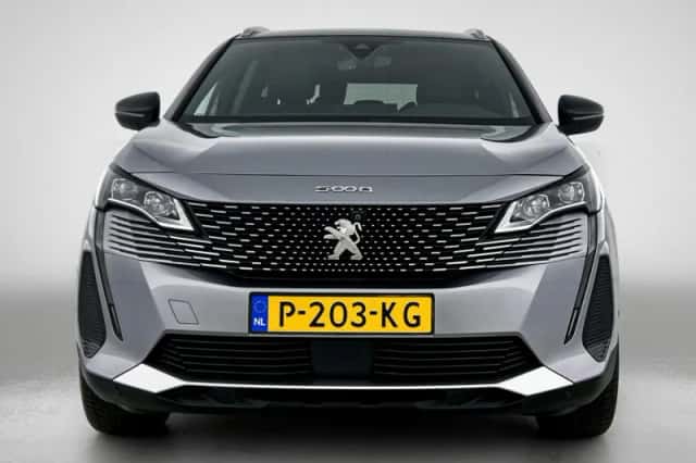 Peugeot 5008 (2021) thumbnail 4