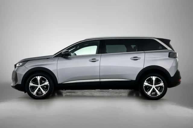 Peugeot 5008 (2021) thumbnail 5