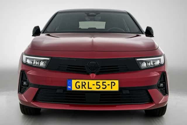 Opel Astra (2024) thumbnail 4