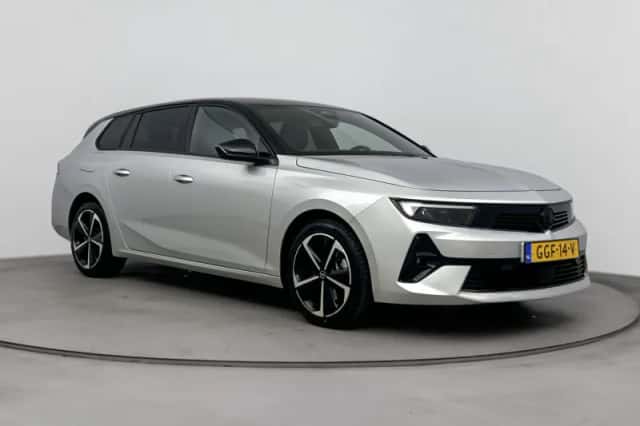 Opel Astra (2024) thumbnail 5