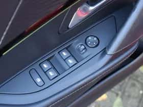 Peugeot e-208 (2022) thumbnail 23