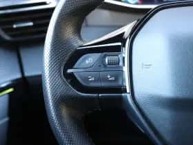 Peugeot e-208 (2022) thumbnail 24