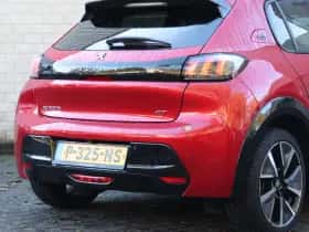 Peugeot e-208 (2022) thumbnail 8