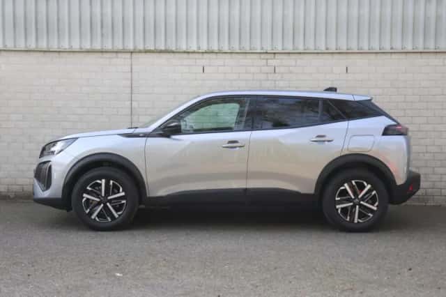 Peugeot e-2008 (2025) thumbnail 2