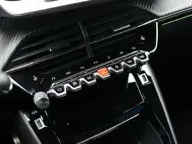 Peugeot 208 (2022) thumbnail 37