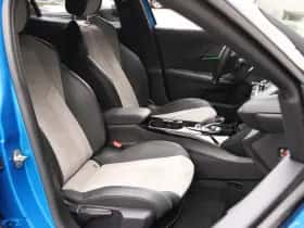 Peugeot e-2008 (2020) thumbnail 11