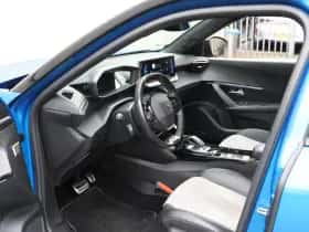 Peugeot e-2008 (2020) thumbnail 12