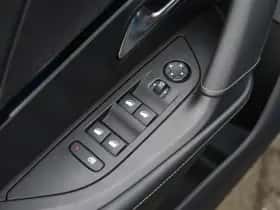 Peugeot e-2008 (2020) thumbnail 23