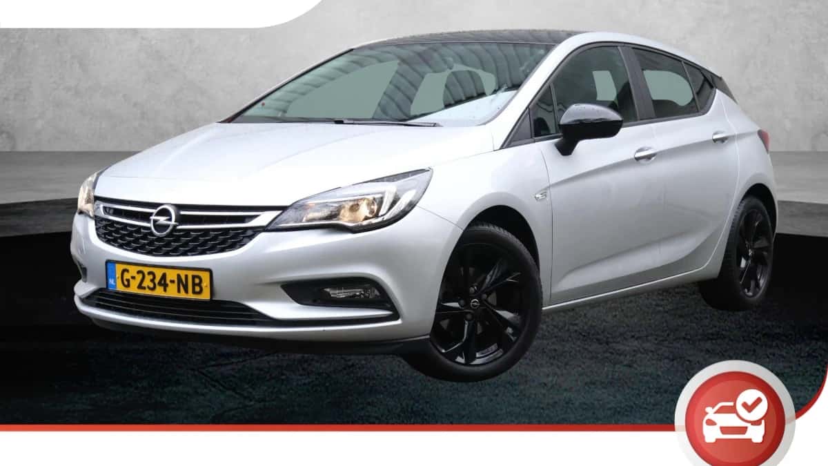Opel Astra (2019) — foto 1