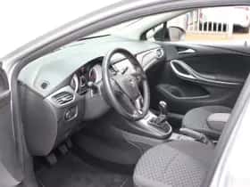 Opel Astra (2019) thumbnail 11