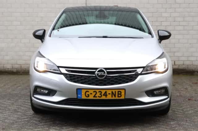 Opel Astra (2019) thumbnail 4