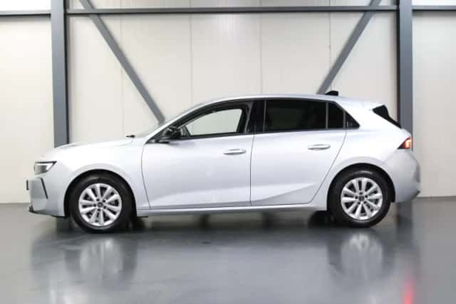 Opel Astra (2025) thumbnail 2
