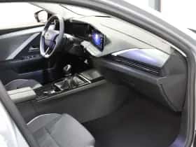 Opel Astra (2025) thumbnail 9