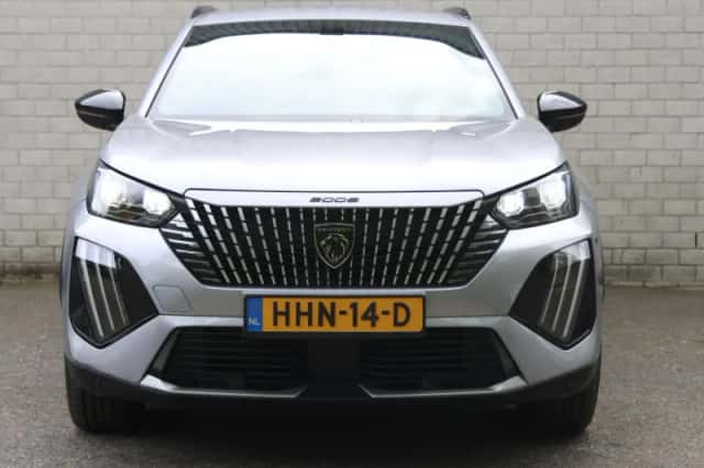 Peugeot 2008 (2025) thumbnail 4