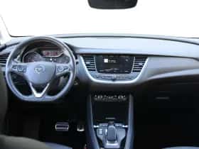 Opel Grandland X (2021) thumbnail 15