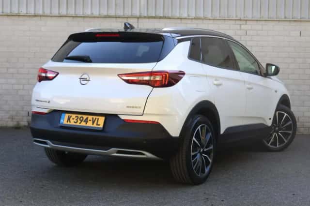 Opel Grandland X (2021) thumbnail 3