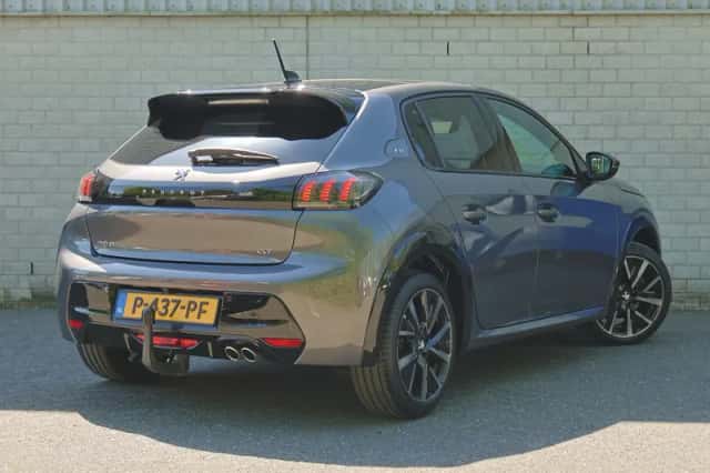 Peugeot 208 (2022) thumbnail 3
