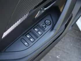 Peugeot e-2008 (2025) thumbnail 25