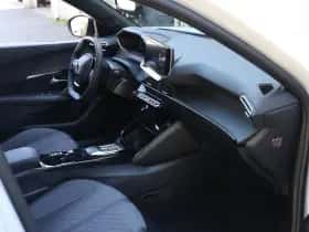 Peugeot e-2008 (2025) thumbnail 10