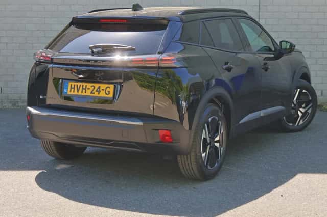 Peugeot e-2008 (2025) thumbnail 3